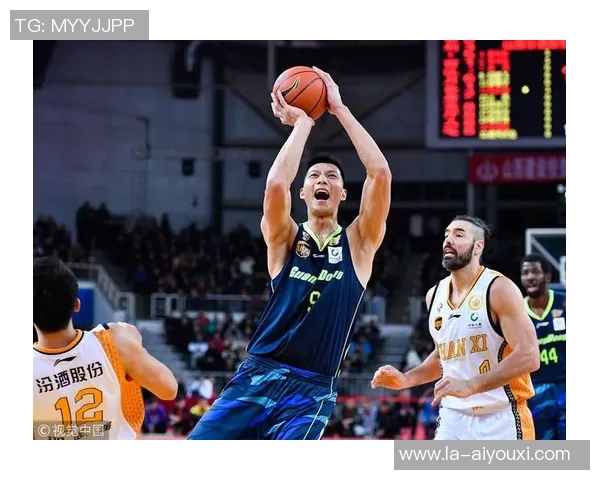 隔人暴扣难掩低迷这样的易建联难助广东克强敌